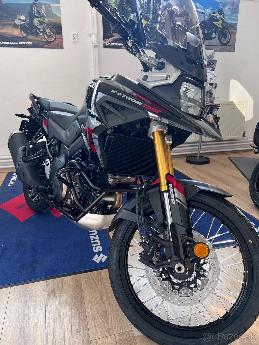 Suzuki V-STROM 1050 DE 2025