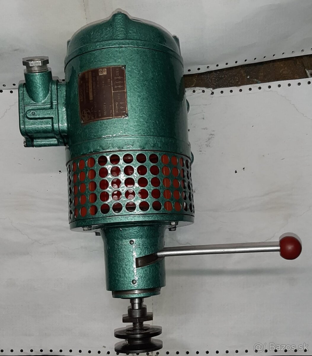 MEZ NACHOD ELEKTROMOTOR 380/220V
