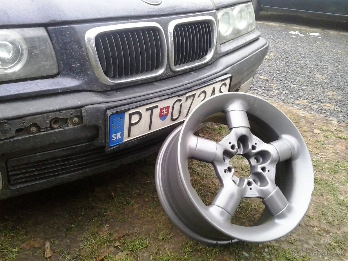 Elektrony
