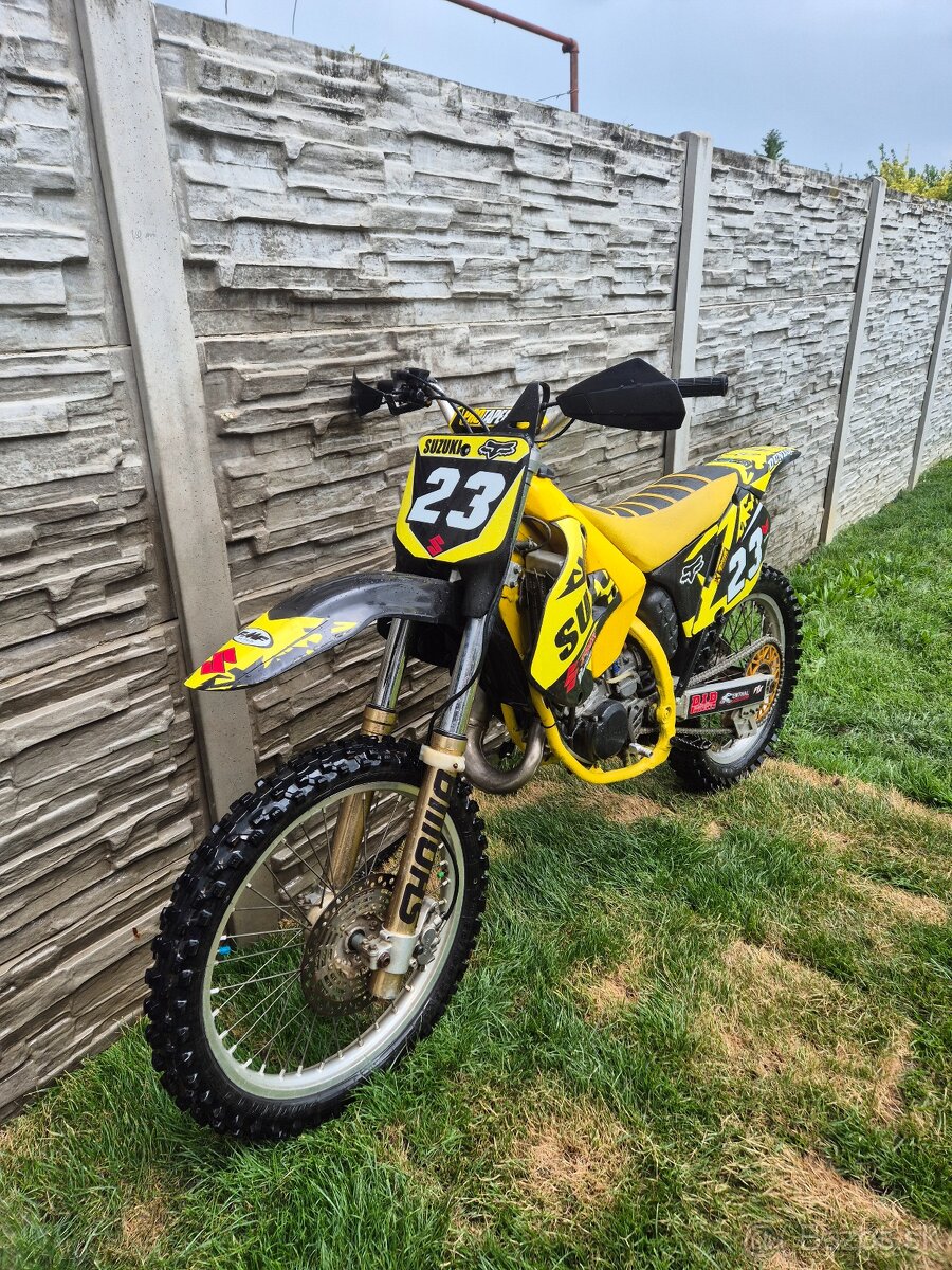 Suzuki RM 125