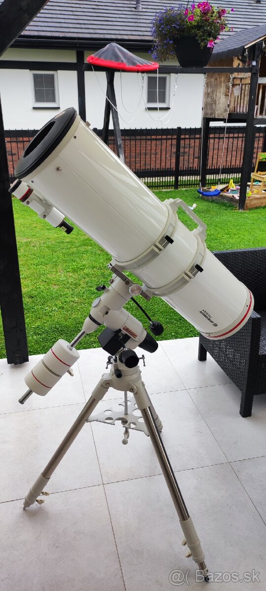 Teleskop Bresser NT203