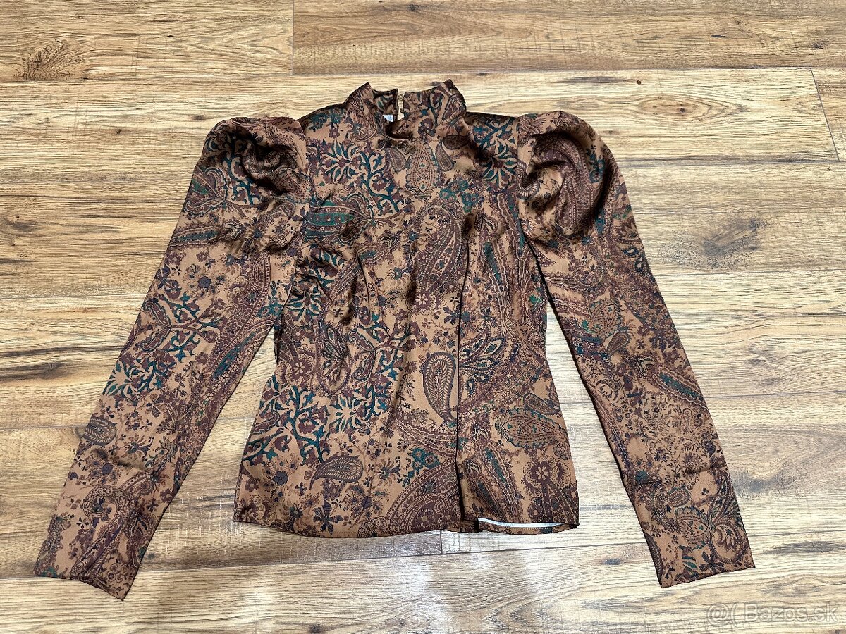 Blúzka s nazberanými rukávmi, PC30€