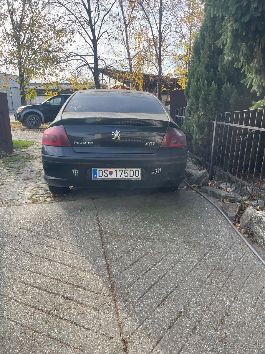 Peugeot 407 sedan