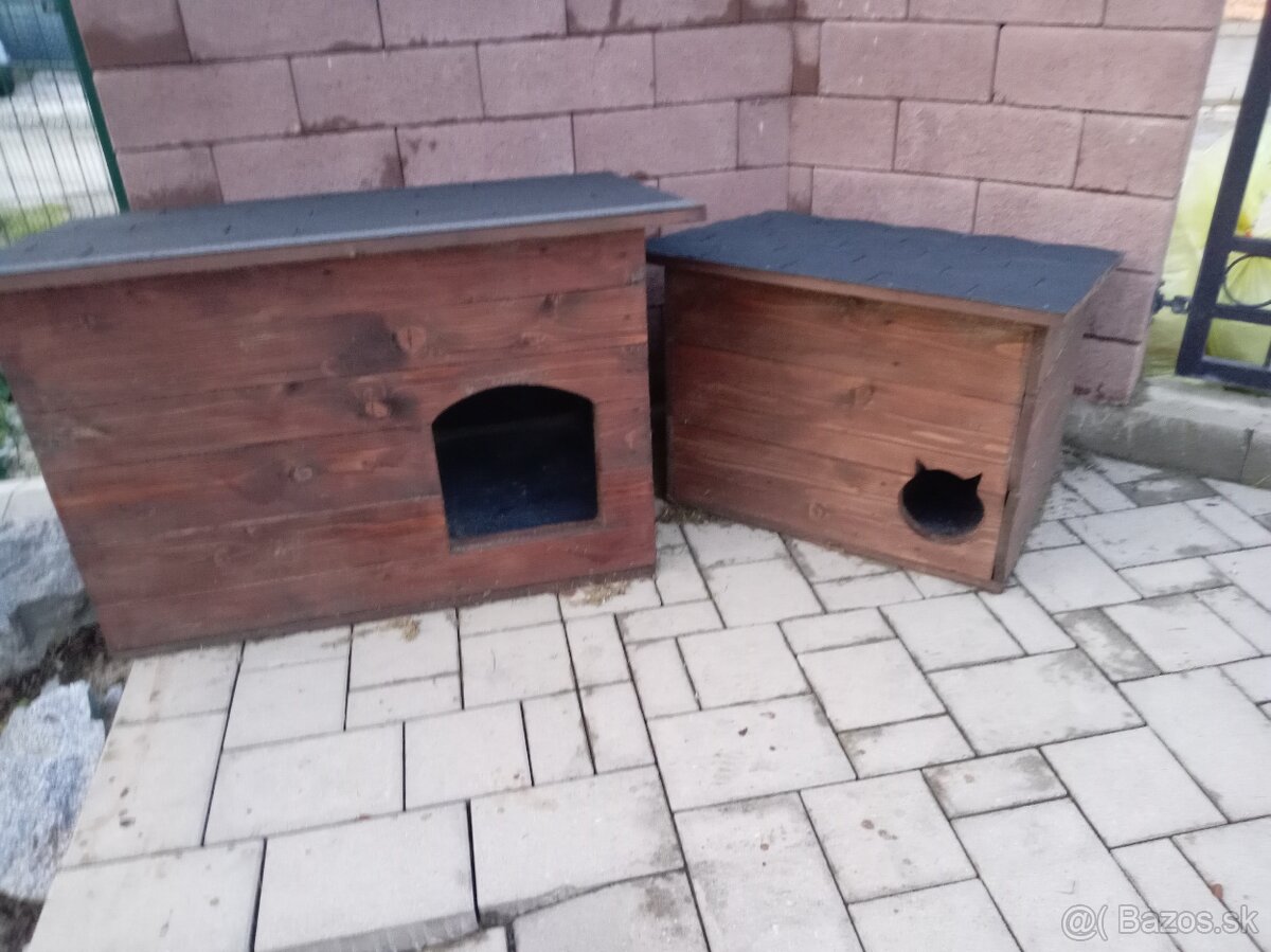 Predám psiu a mačaciu búdu