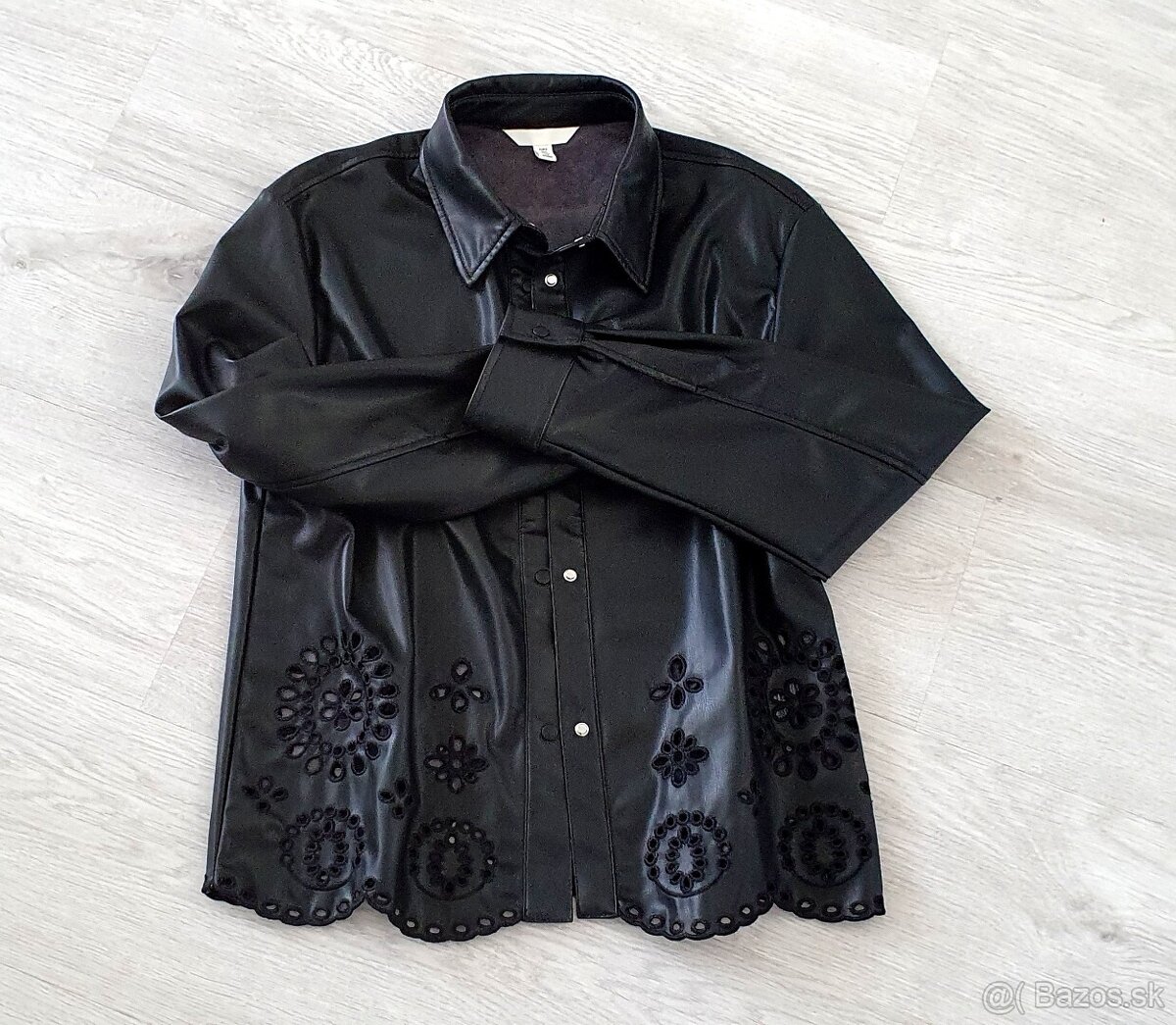 Bunda/sako s efektom kože v.L