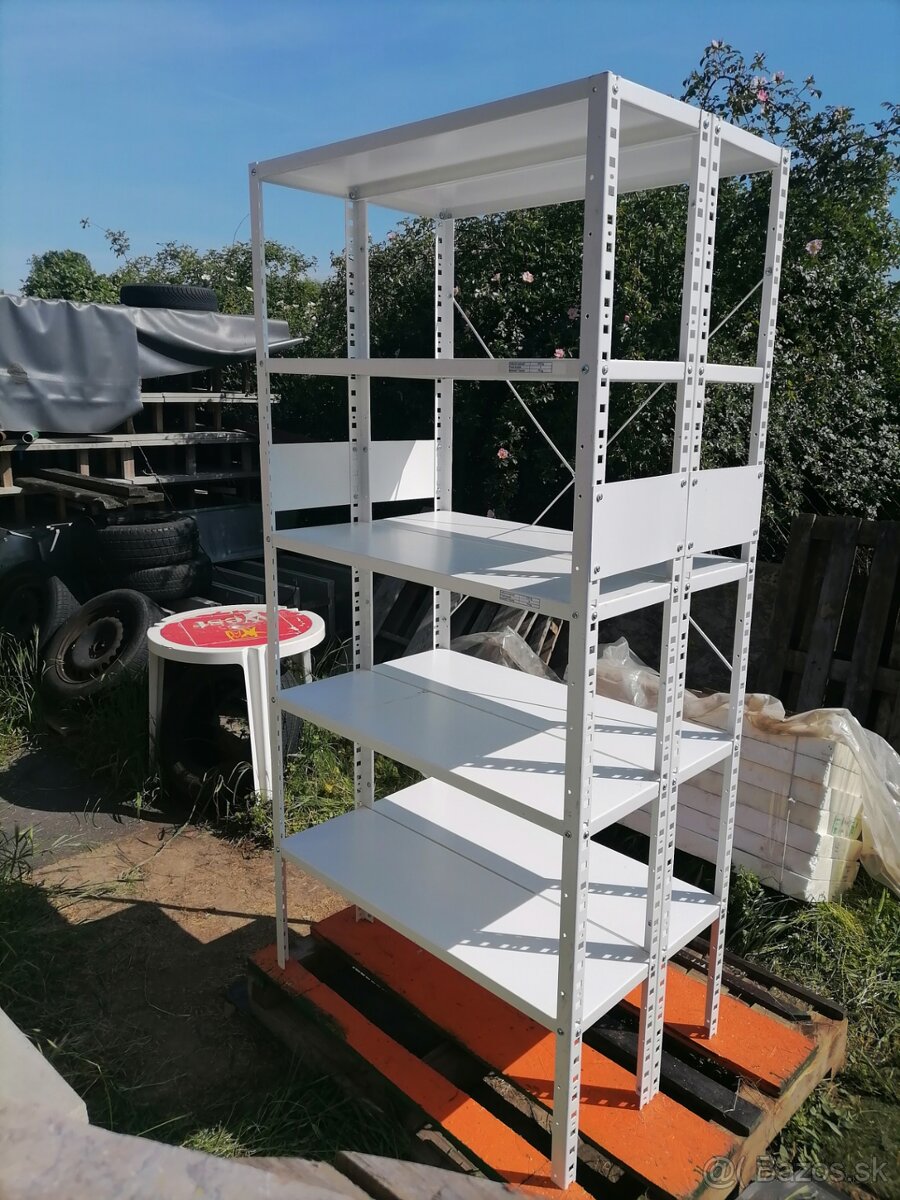 Predám zánovné plechové regále