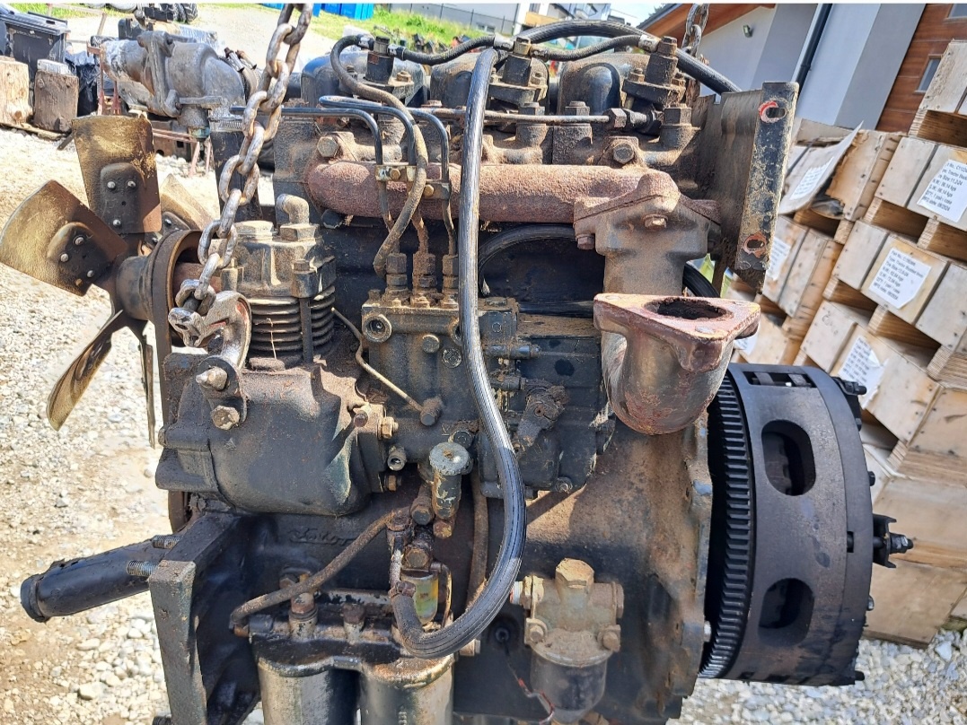 PREDAM TROJVALCOVY MOTOR TRAKTOR ZETOR 5211,5245
