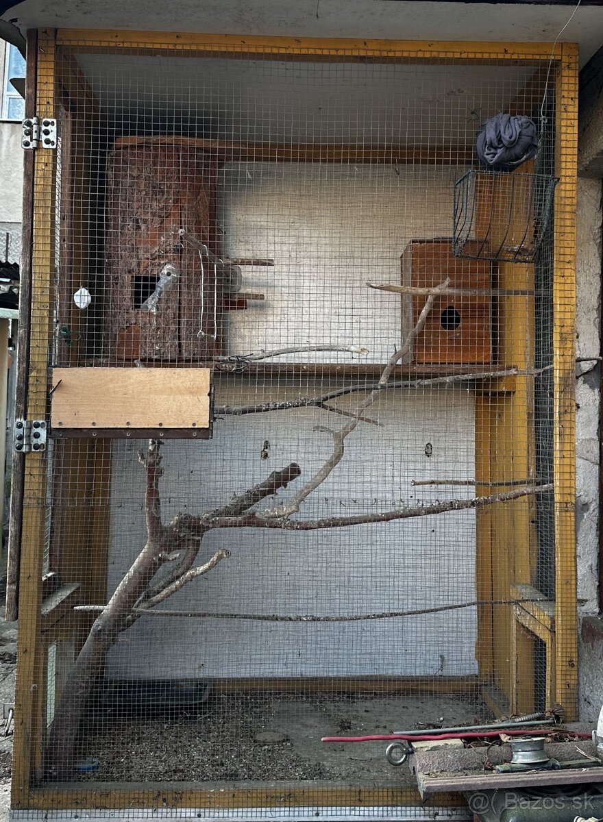 Robena klietka pre vtaky