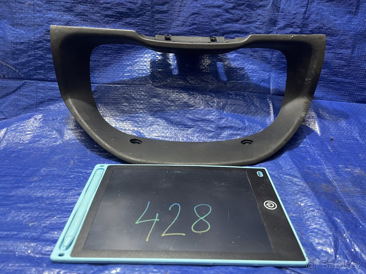 RAMIK OKOLO BUDIKOV SKODA OCTAVIA 1