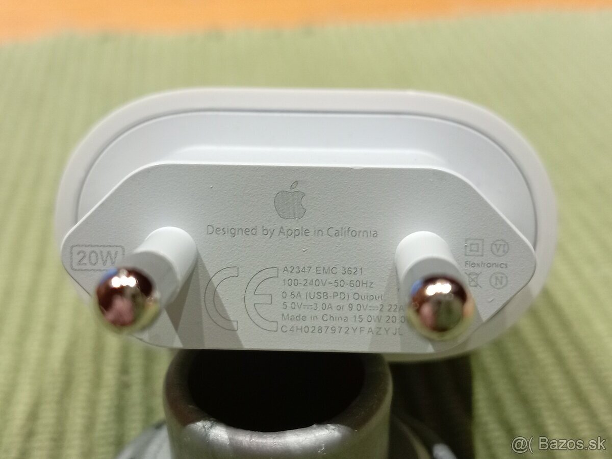 Nova nabíjačka Apple 20 w C konektor