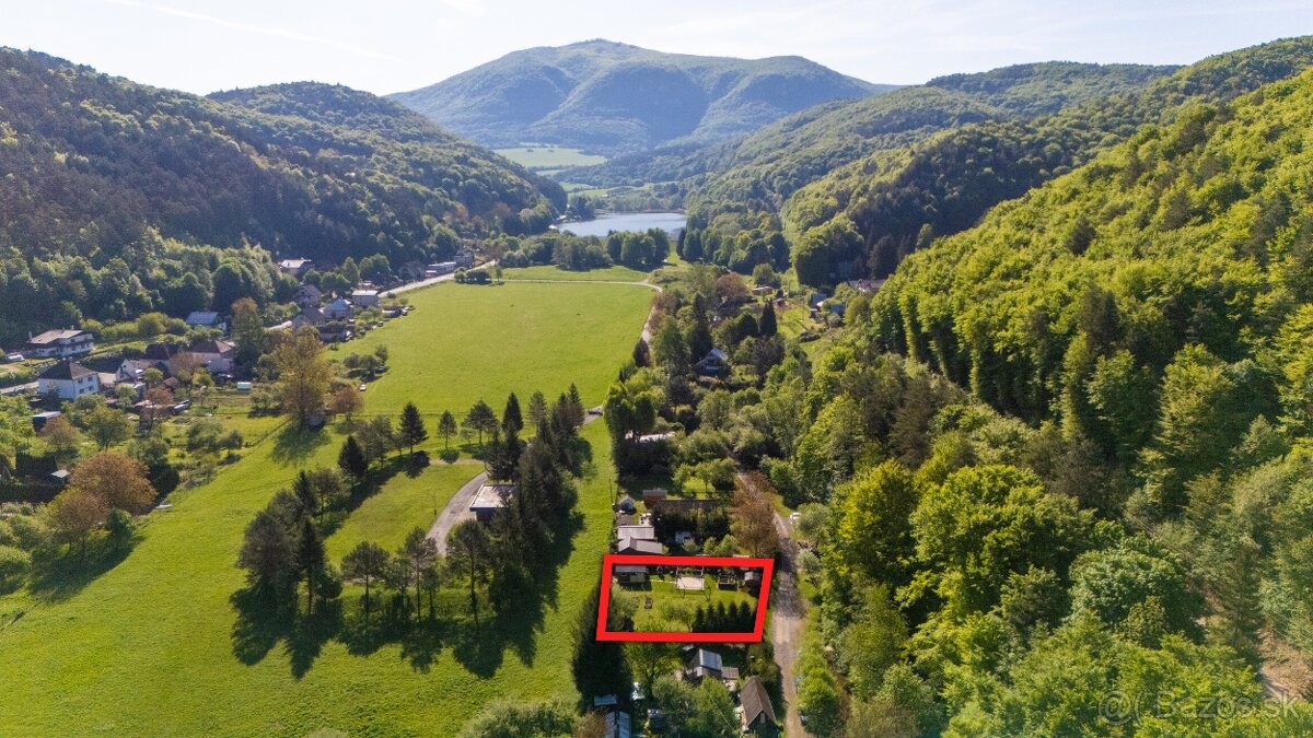 NA PREDAJ stavebný pozemok - záhrada - Tr. Teplice - 684 m2