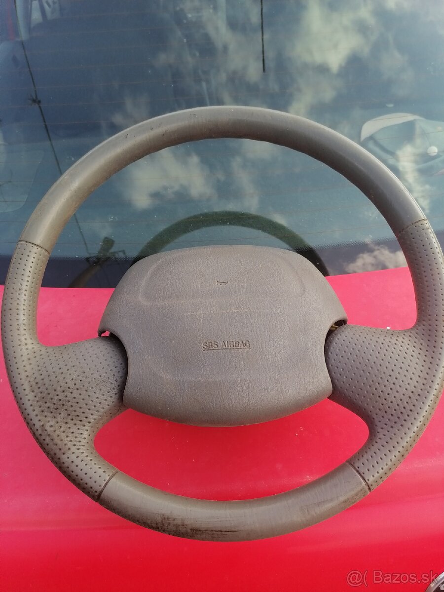 Diely Suzuki Grand Vitara 1