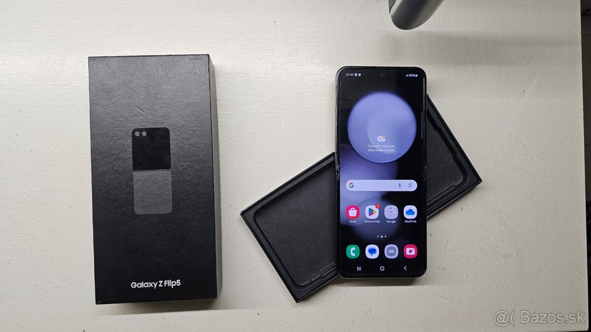 Samsung Galaxy Z Flip 5 tmavý 256GB - aj vymením