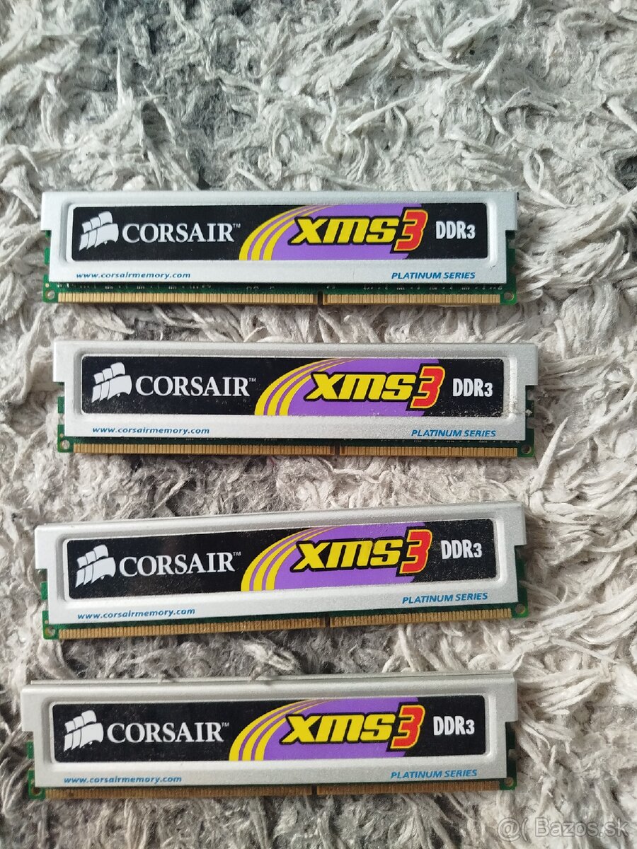 Predám tieto 4 pametove karty