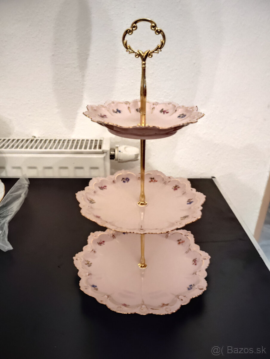Ruzovy porcelan.Chodov.Etazer dekor Lenka.