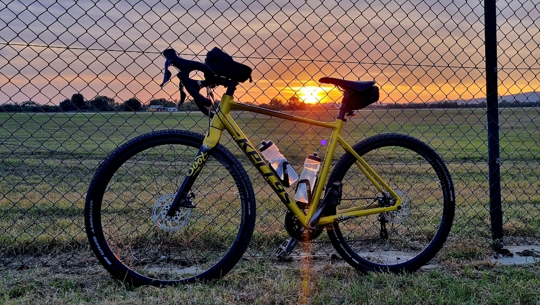 Kellys soot 30 gravel