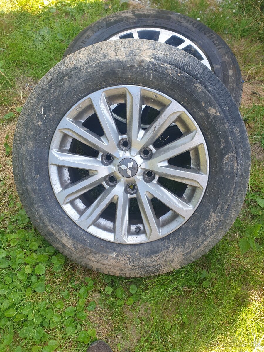 L200