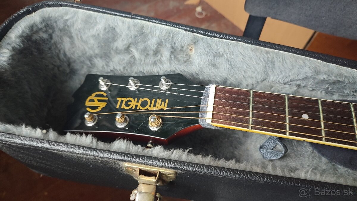Gitara Mitchell. s puzdrom