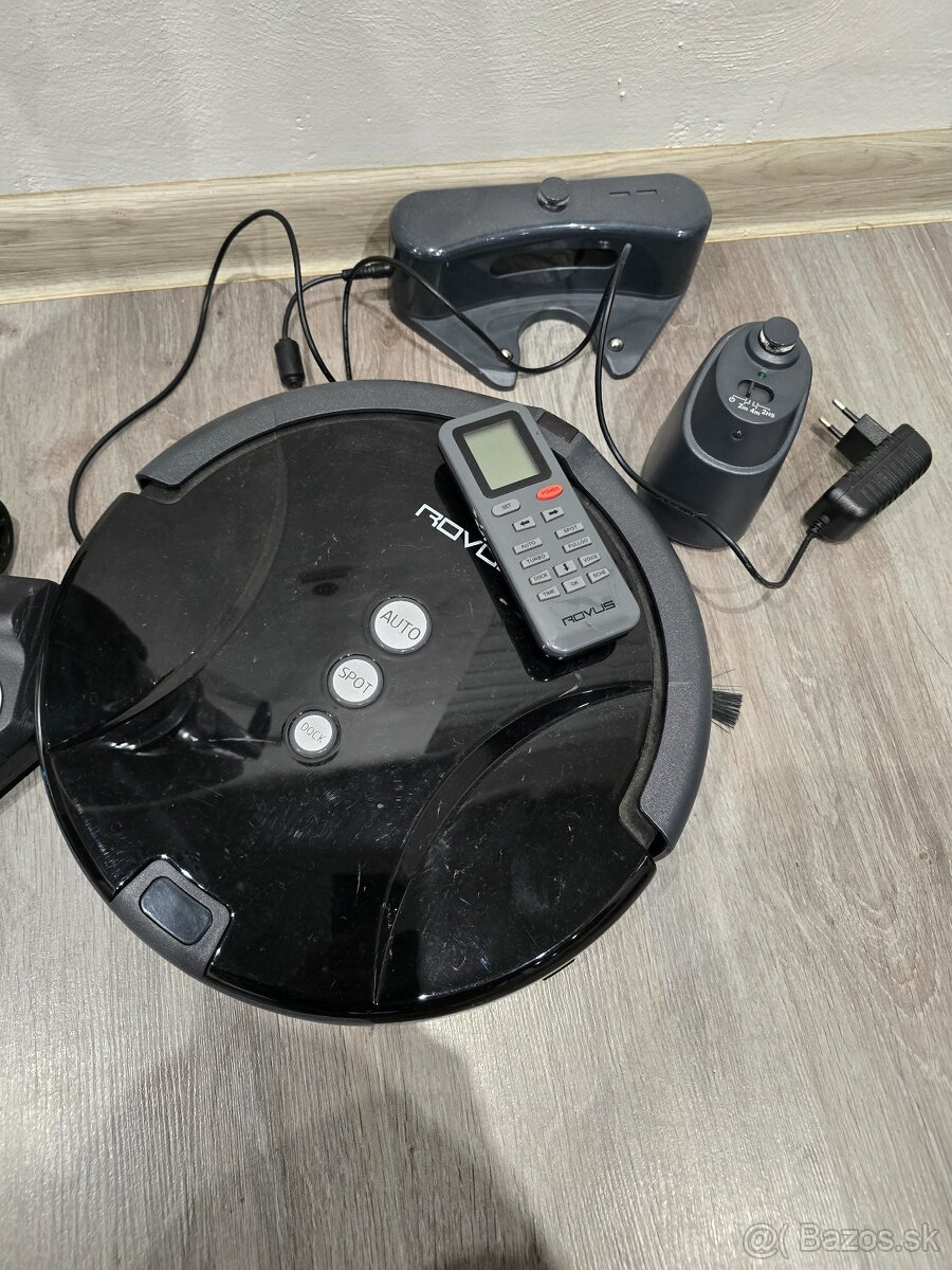 Roboticky vysavac 70e