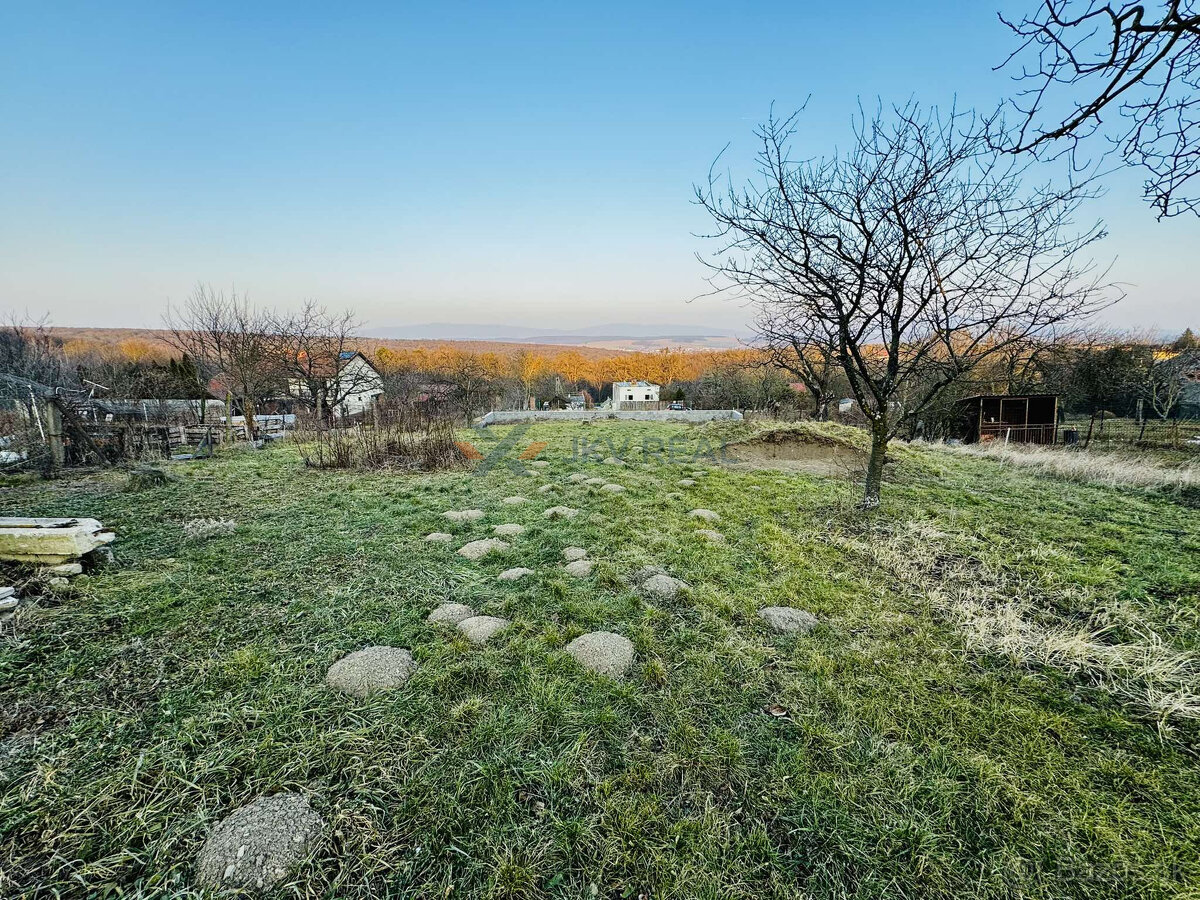 3 IZBOVÝ RODINNÝ DOM, POZEMOK 1200M2, KOŠICKÁ NOVÁ VES