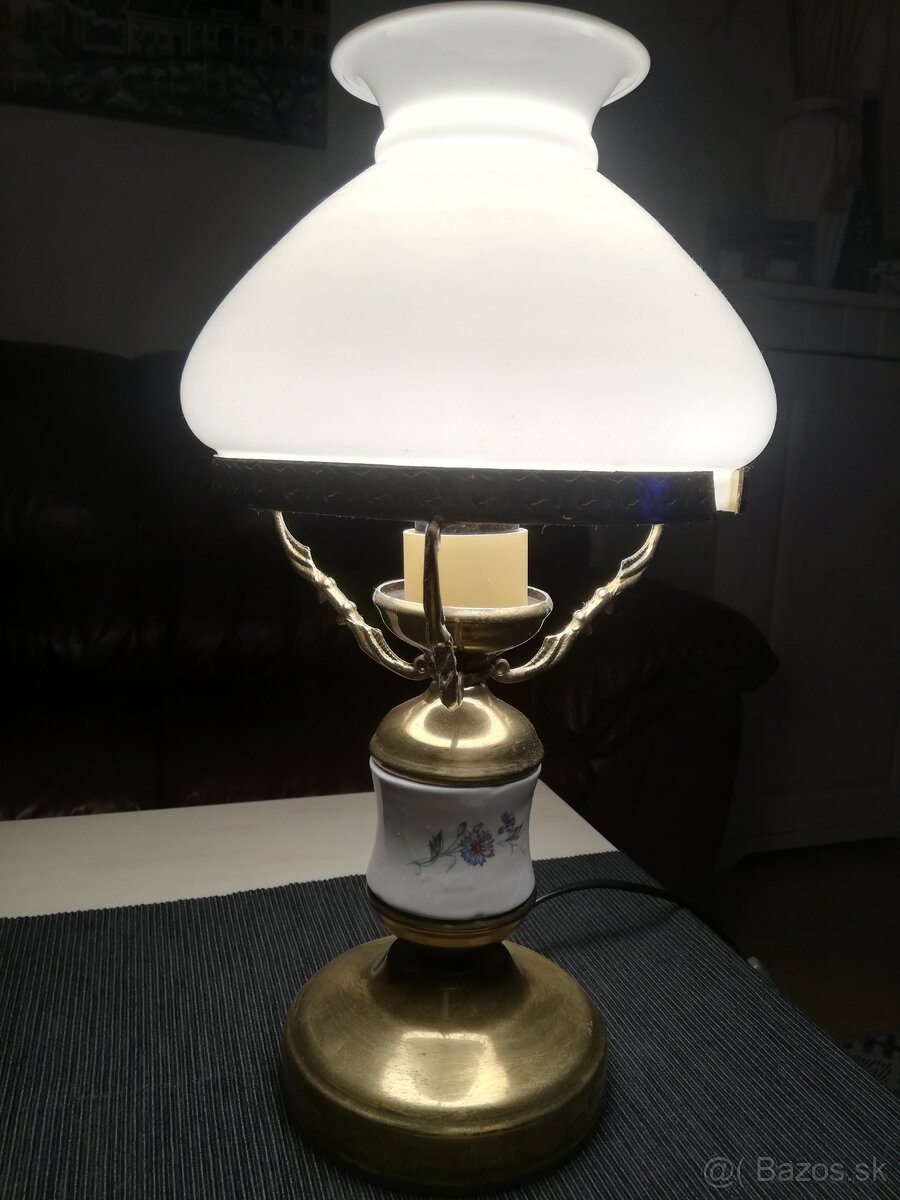 Starožitná lampa