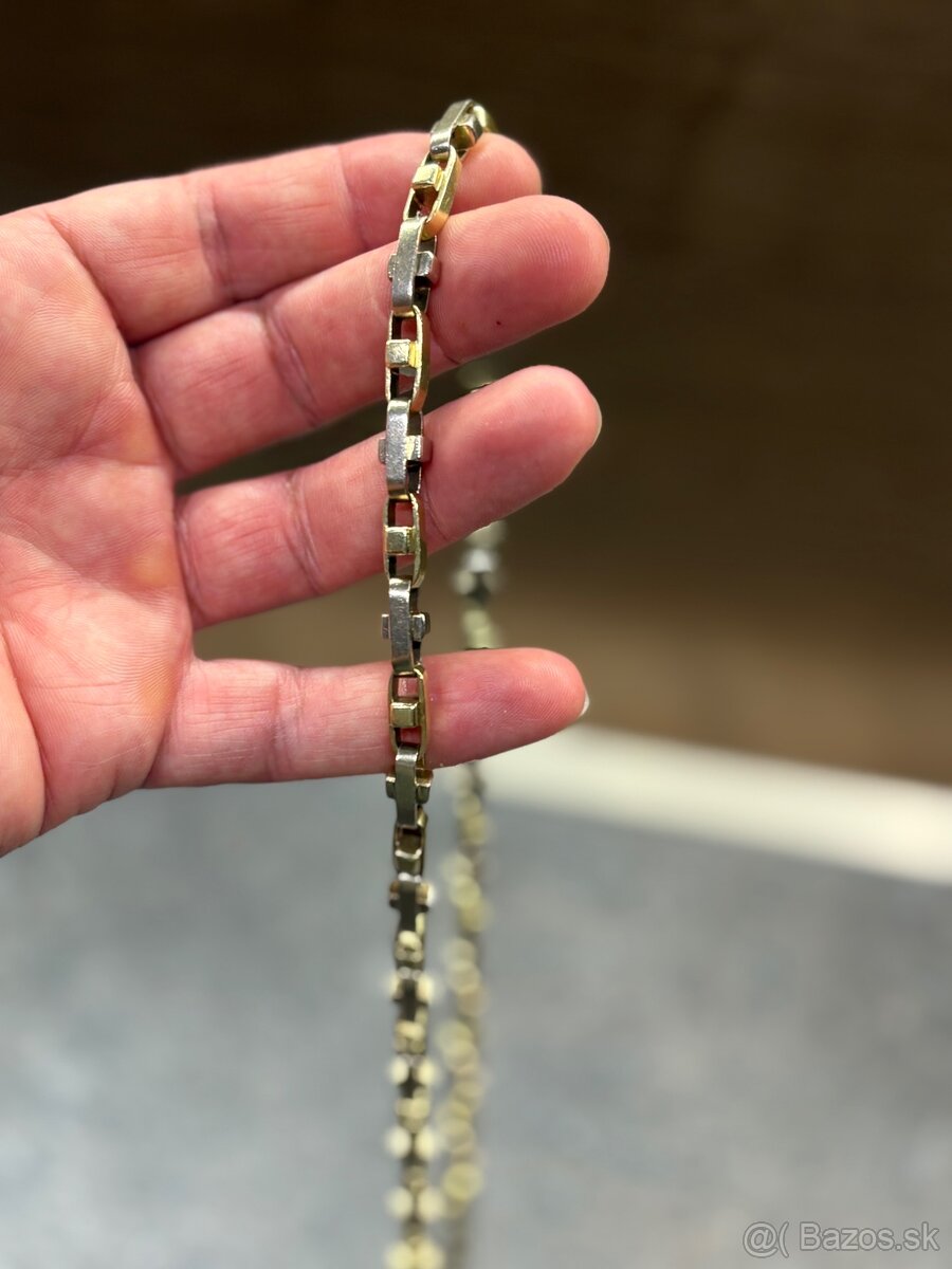 ZLATA RETIAZKA 117g/64cm puncovana/plná