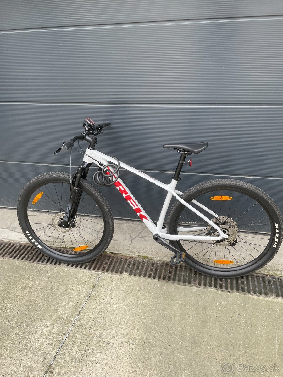 Horský bicykel Trek X-CALIBER 8, veľkosť M/L