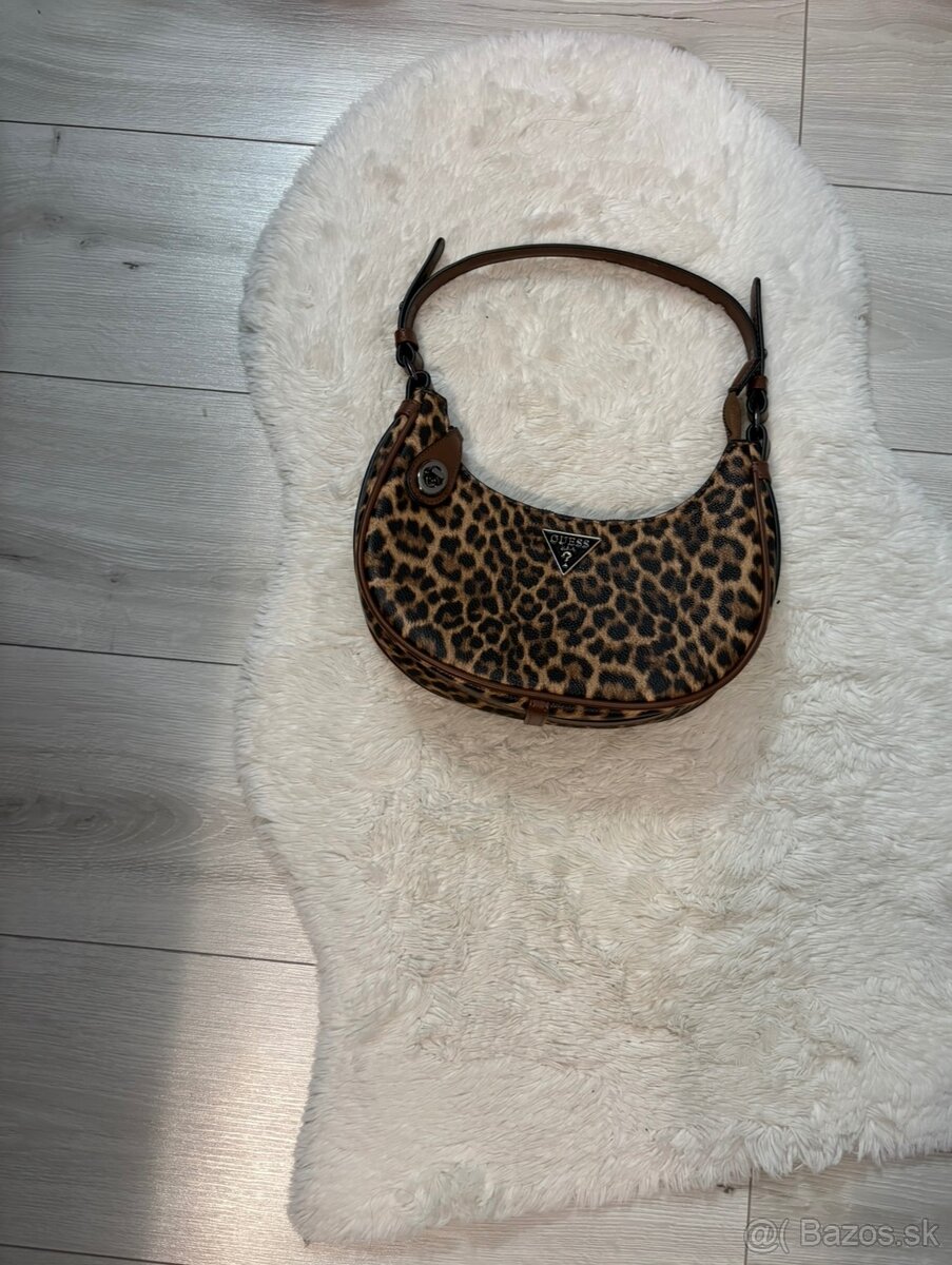 Leopard kabelka guess