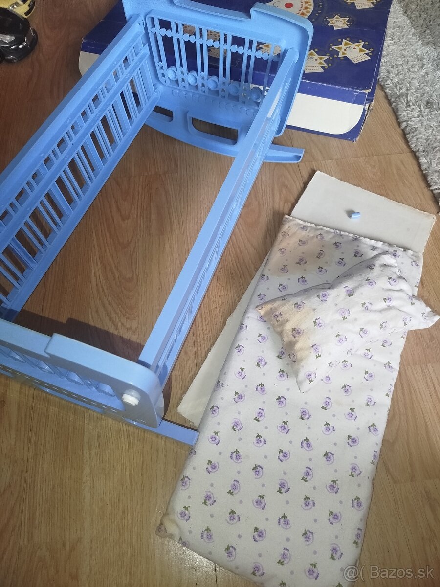 Stará Kolíska pre bábiky Smer