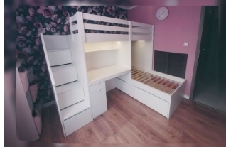 Rohová poschodová posteľ