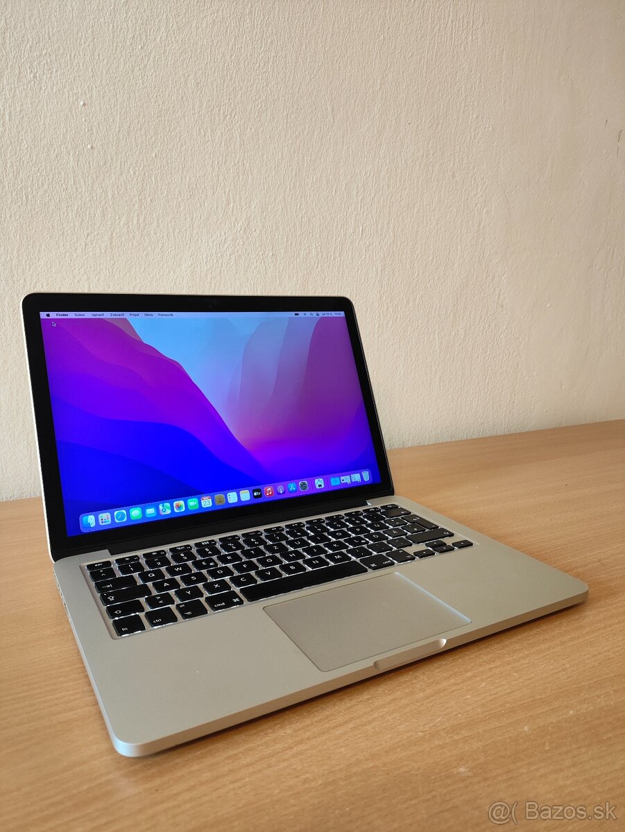MacBook Pro 2015 13" | i5 • 8GB • 256GB SSD