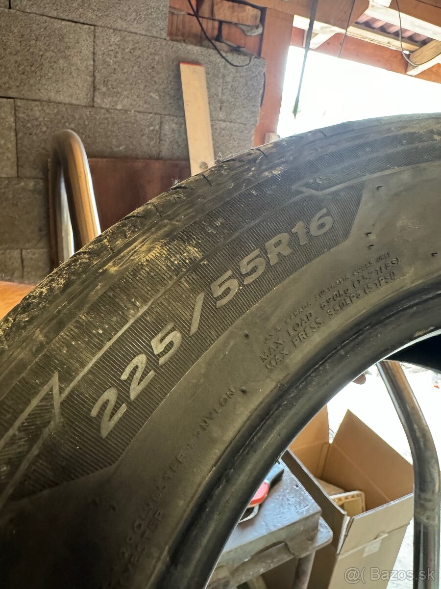 Gumy 225/55 r16