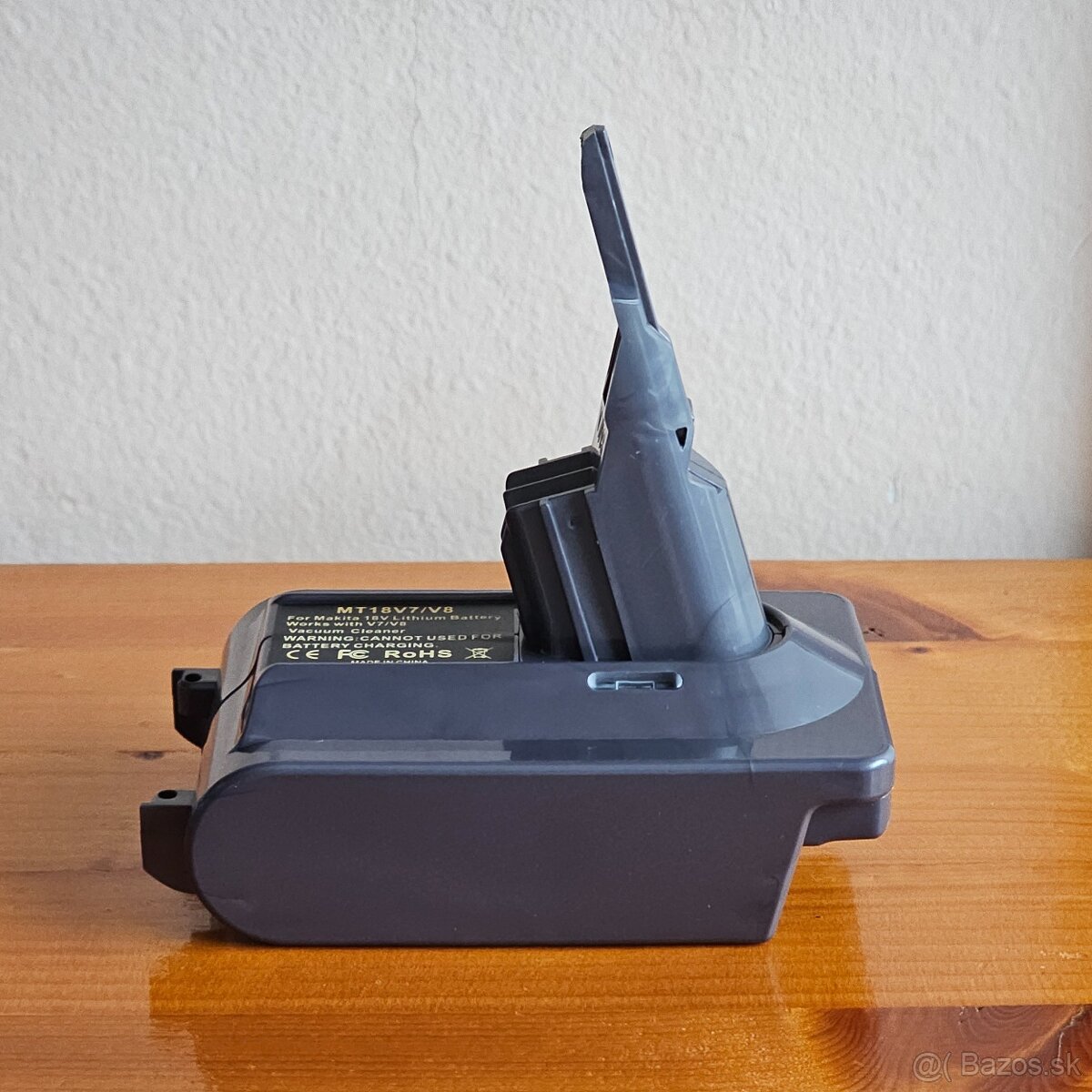 Adapter MT18V7/V8 Dyson V7/V8 Makita 18V battery