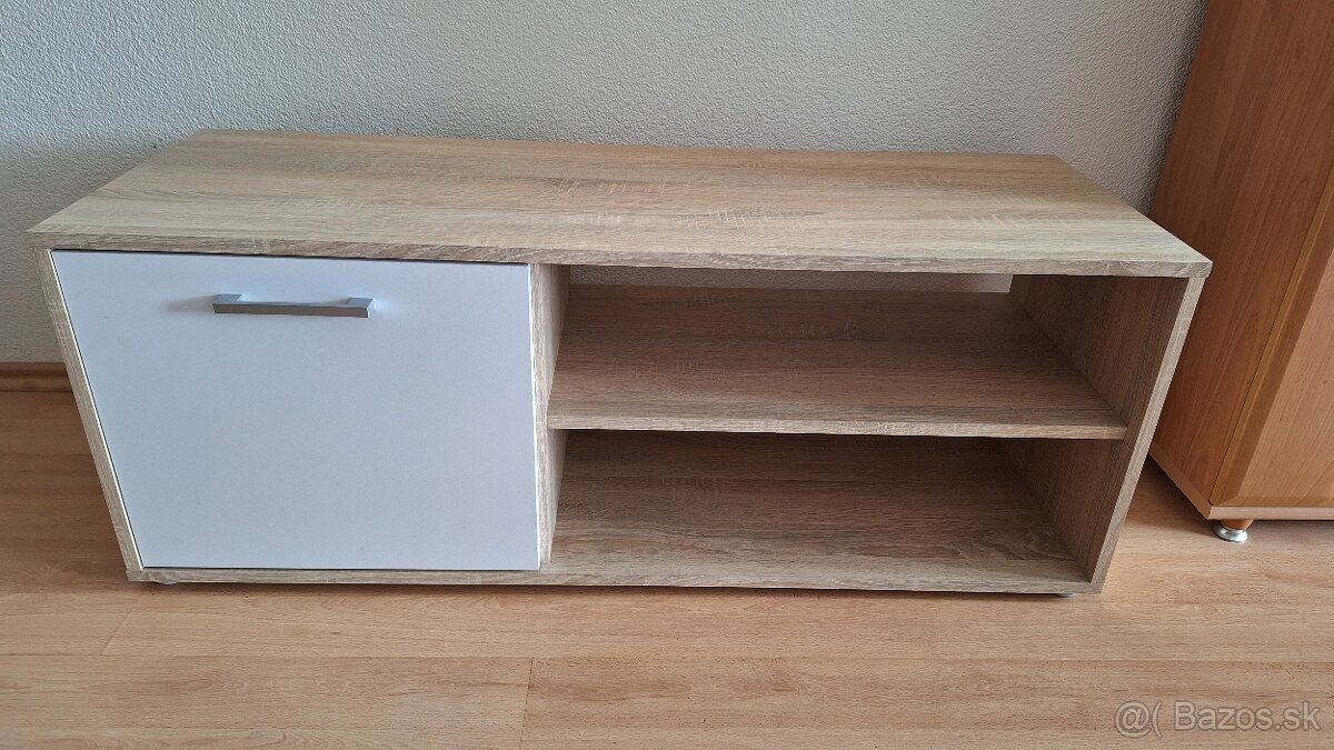 TV stolík