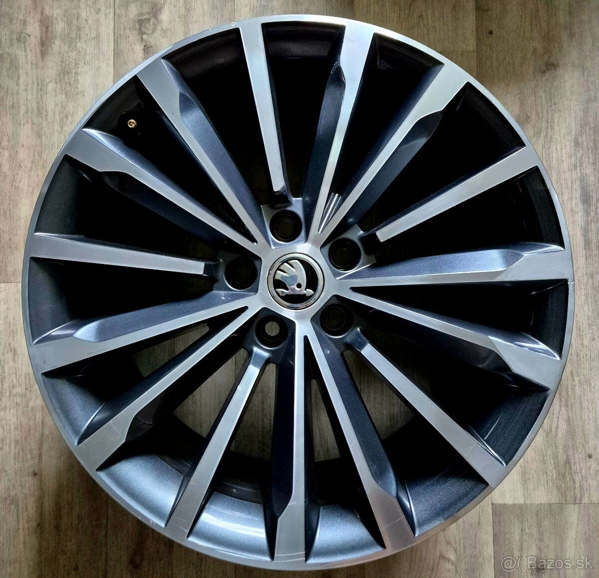 5x112 r19 originál Škoda trinity