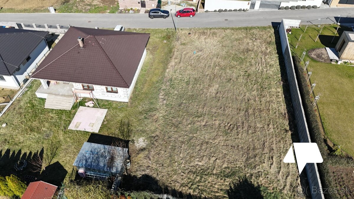 Stavebný pozemok v Malom Lapáši na predaj, znížená cena
