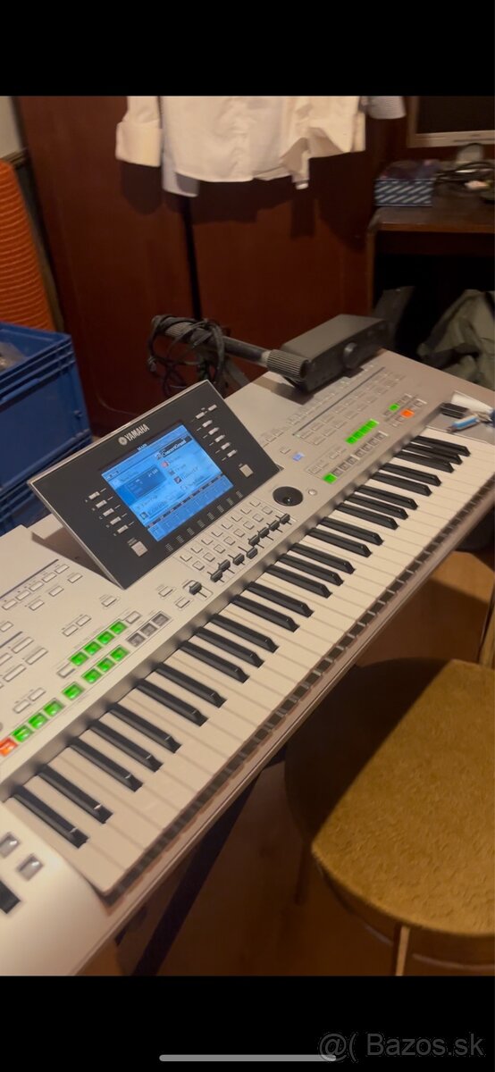 Yamaha Tyros 3