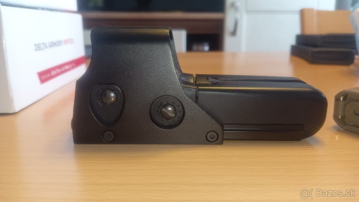 Kolimátor Red Dot Sight 552 Delta Armory Čierny