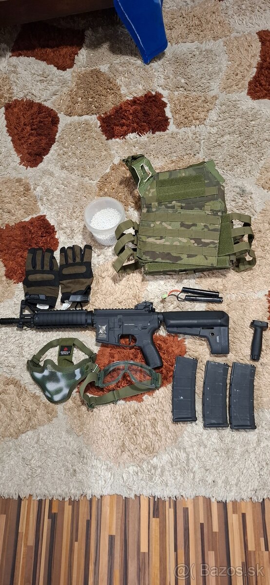 Predám airsoftku M4 AR15 + výbava