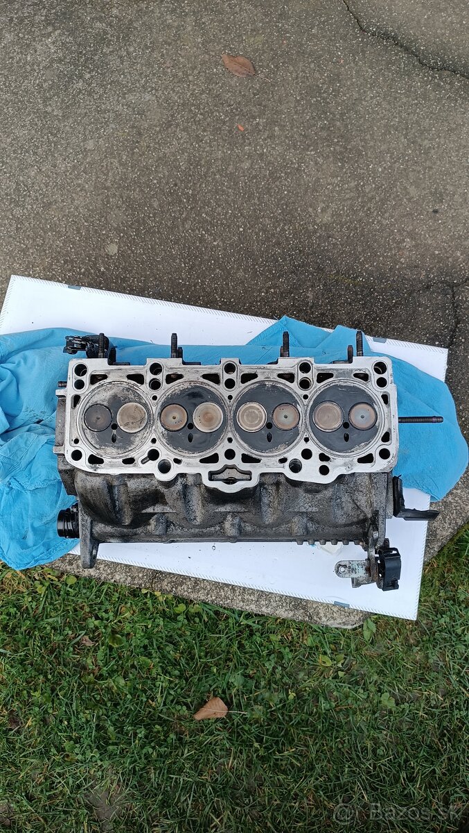 Hlava bloku valcov VW Caddy