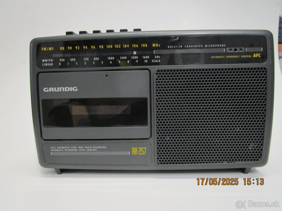 PREDAM RETRO TRANZISTOR GRUNDIG RR257 ZA 10€