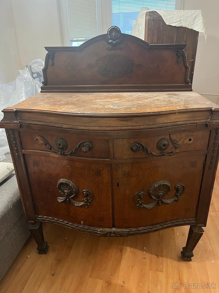 Predám starožitný nábytok