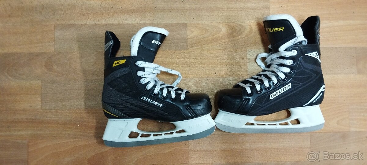 Predám det.hokejové korčule BAUER SUPREME EU-38,5.