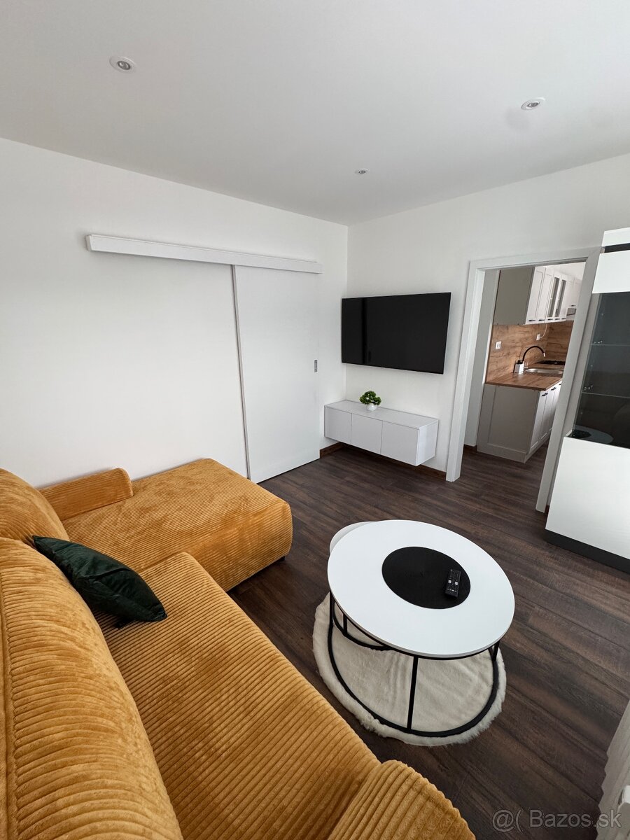 Prenájom 1 izbový byt, Vranov nad Topľou, centrum