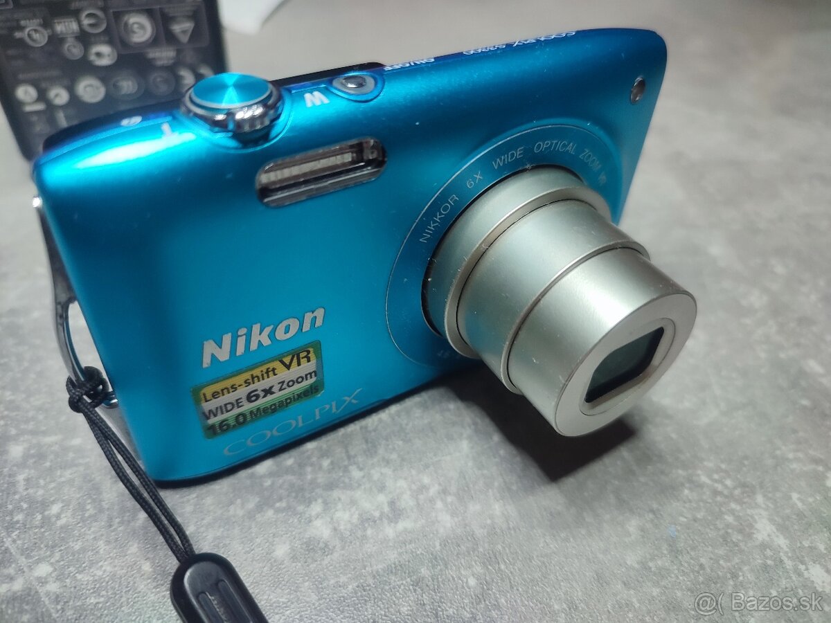 Nikon Coolpix S3300