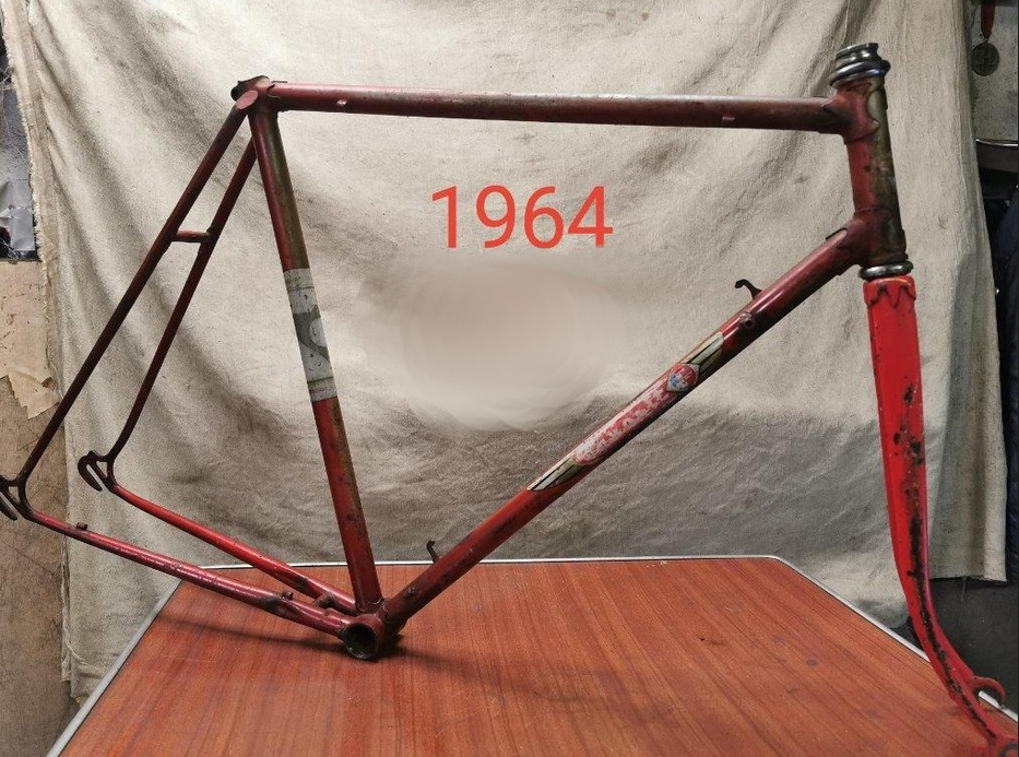 Favorit 1964, 67,80, ram 28"/622/630