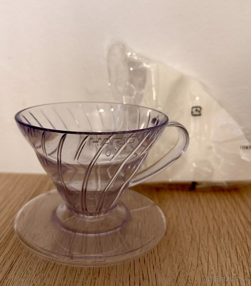 Hario Dripper V60-01, plastový, číry
