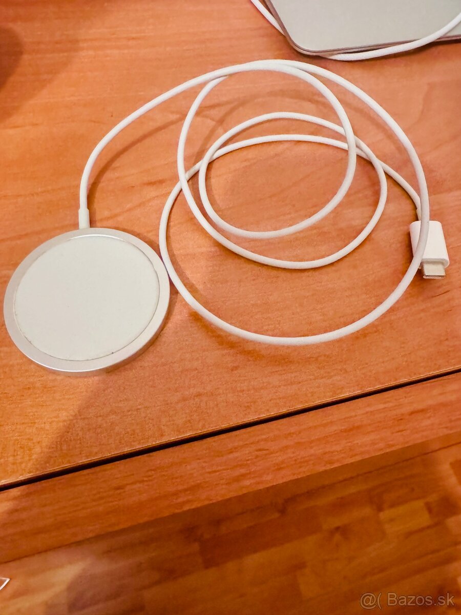 Nová Apple Magsafe nabíjačka (Originál)