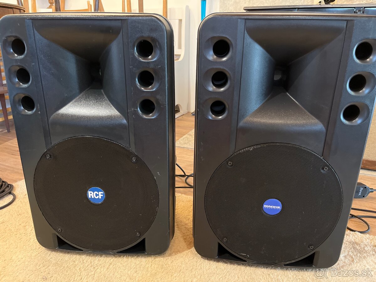 Rcf / Mackie ART 300A