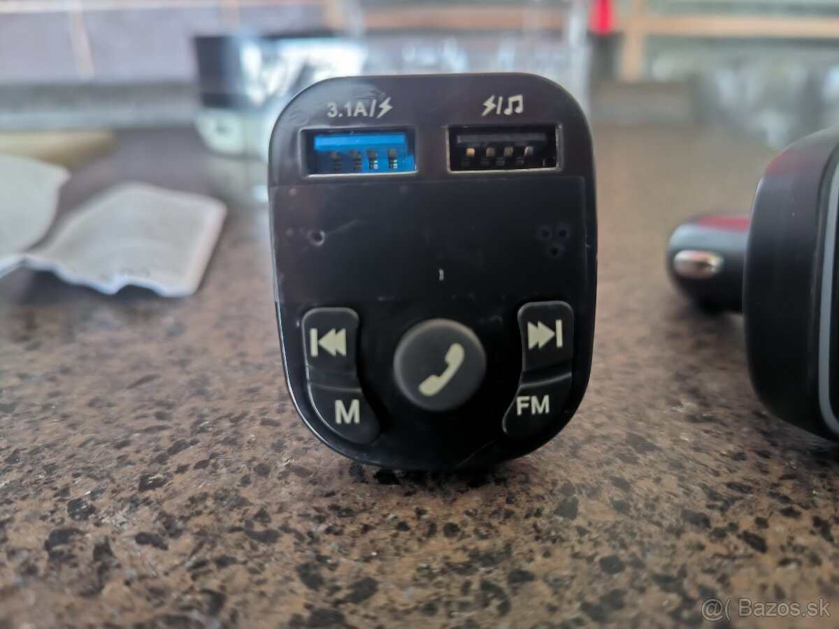 MP3 prehrávač, nabíjačka do auta, bluetooth, handsfree, FM,d